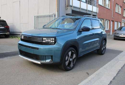 Fiat 1.2i+NAVIGATION+CAMERA// 600 kms //