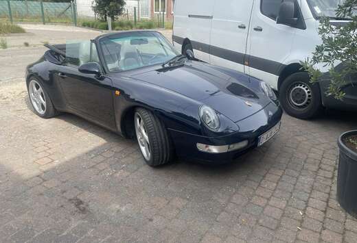 Porsche cabriolet