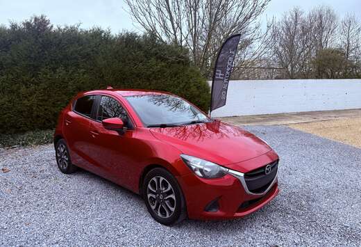 Mazda 1.5i Skyactiv-g , Navi,clim , GARANTIE 12 Mois