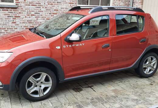 Dacia Sandero Stepway 0.9 TCe Stepway Plus (EU6.2)