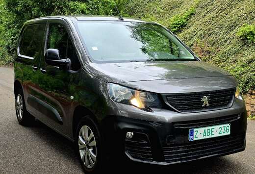 Peugeot 1.5HDi * 1ER Prop * 3 places * Tva * Garantie ...