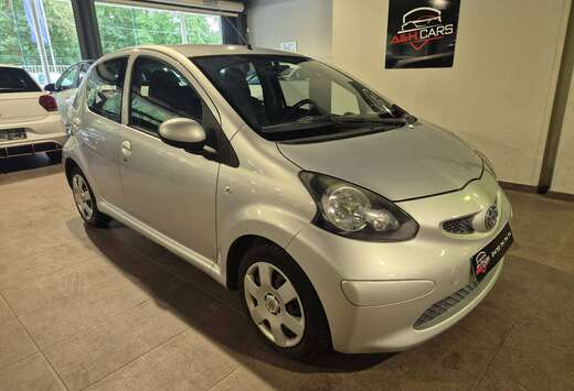 Toyota Aygo 1.0i VVT-i
