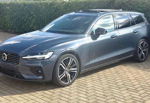 Volvo V60 2.0 B3 MHEV Core DCT