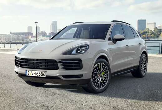 Porsche E-Hybrid Platinum Edition  18-Way  Pano  ACC