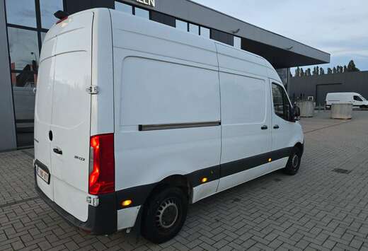 Mercedes-Benz 311 CDI Sprinter Lang HA (OM654)