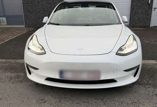 Tesla 75 kWh Long-Range Dual Motor