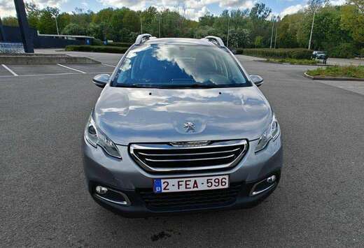 Peugeot 2008 1.2i PureTech Access