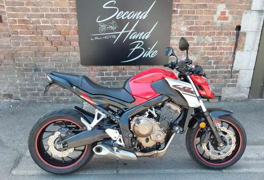 Honda CB 650 F EN BEL ETAT, GARANTIE 1 AN, 5995 EUROS