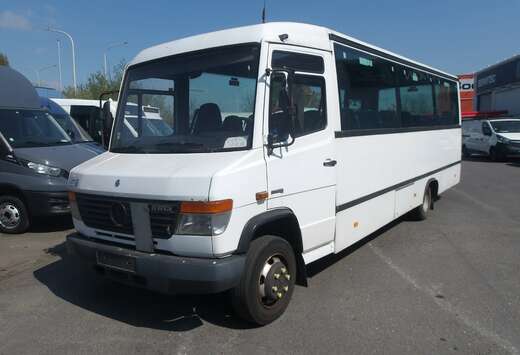 Mercedes-Benz 813 (Stock ID 587)