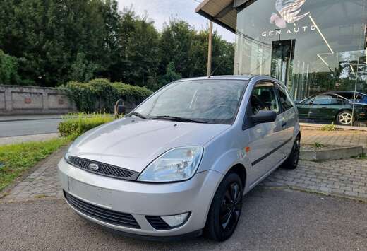 Ford 1.3i Ambiente * 12 MOIS GARANTIE *