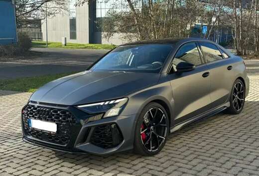 Audi RS3 Sedan 2.5 TFSI Quattro S tronic