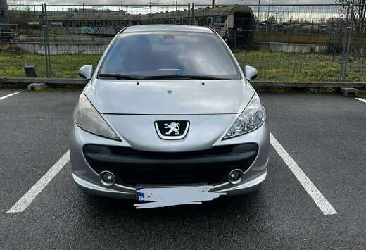 Peugeot 1.4i 16v Trendy