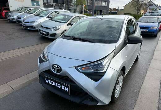 Toyota Aygo 1.0i VVT-i x**12M GARANTIE**CARNET COMPLE ...