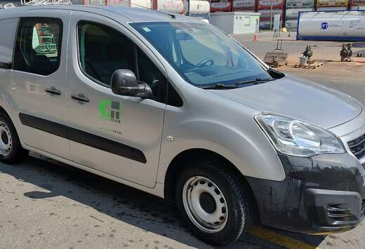 Peugeot 1.6 BlueHDi L1H1 Premium Pack 120 S/S