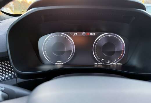 Volvo D4 AWD Geartronic R-Design