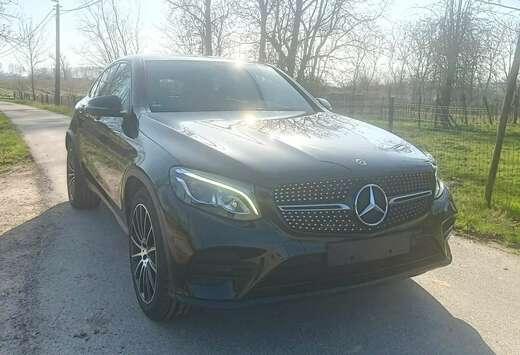 Mercedes-Benz AMG Coupé 4MATIC