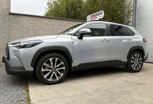 Toyota 1.8 HYBRID STYLE AT/ TREKHAAK/ 21500km/ €269 ...