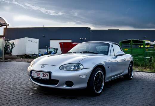 Mazda MX-5 1.6i 16v