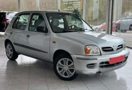 Nissan 1.0i 16v Comfort N-CVT