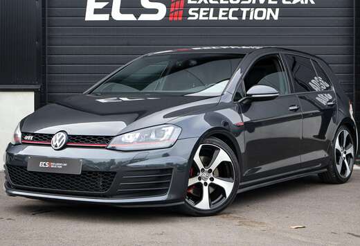 Volkswagen Golf 2.0 TSI