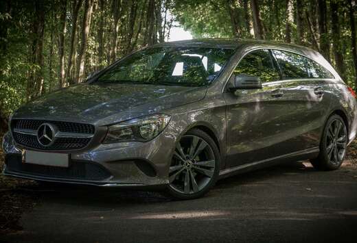 Mercedes-Benz CLA 180 Business Solution