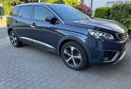 Peugeot 1.2 PureTech Allure 7pl.