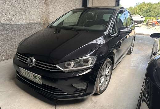Volkswagen 2.0 CR TDi Highline *FULL OPTIONS*.