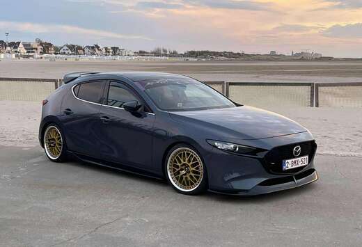 Mazda e-SKYACTIV-G 2.0 M HYBRID DRIVE HOMURA