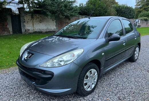 Peugeot 206+ 1.1i Trendy EURO5 11/2011 103000KM