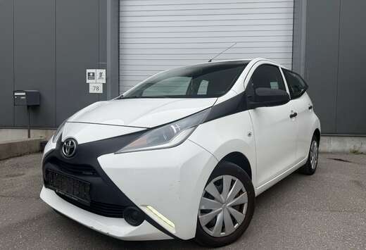 Toyota 1.0i TOP STAAT  11/2017 / FULL HISTORY TOYOTA