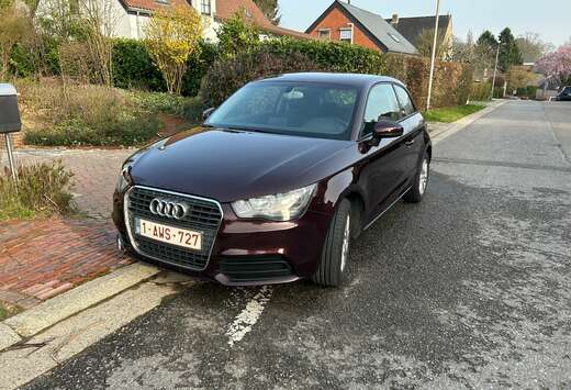 Audi A1 1.6 TDi Attraction