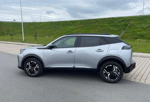 Peugeot 2008 1.2 Hybrid Active e-DCS