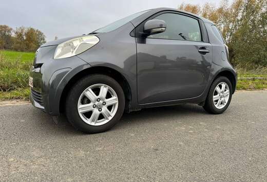 Toyota iQ 1.0i VVT-i Luna