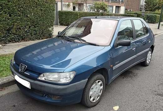 Peugeot 1.4i Midnight