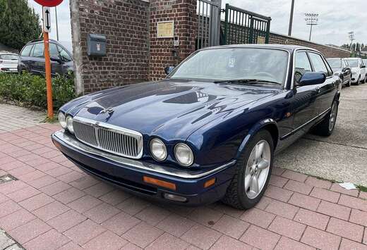 Jaguar EXECUTIVE 3,2 I MET 200DKM