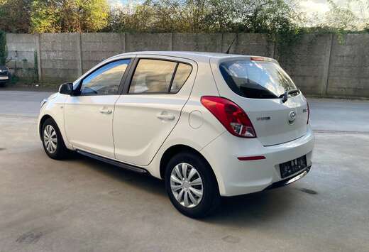 Hyundai 1.2benzine 2013 met 99000km*airco*garantie*pe ...