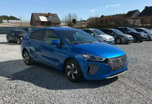 Hyundai PHEV 1.6 GDi Executive DCT