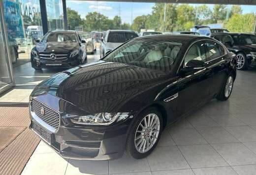 Jaguar XE 2.0 D E-Performance Prestige, camera, SHOWR ...