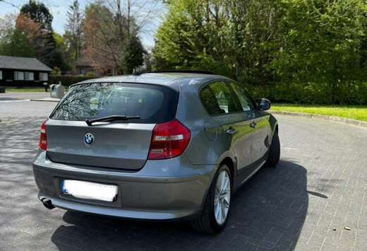 BMW d Avec Des Factures