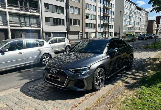 Audi 35 TFSI S line tronic