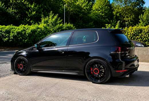 Volkswagen Golf 2.0 TSI