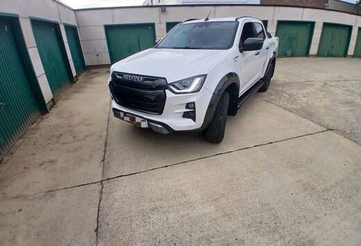 Isuzu 1.9 td crew N60BB 4x4 auto