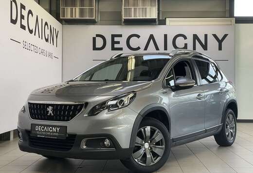 Peugeot 1.2T Signature *Navigatie*Carplay