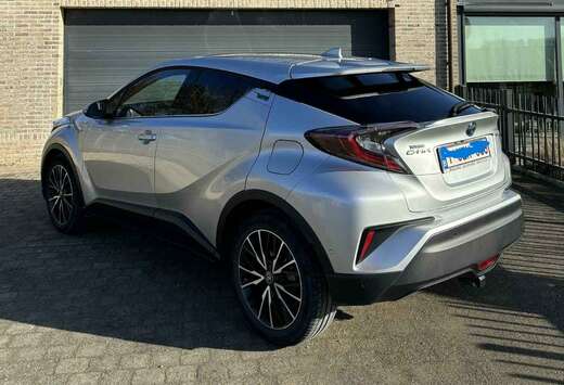 Toyota 1.8 Hybrid C-chic