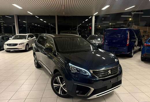 Peugeot 5008 1.2i