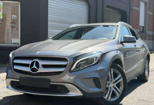 Mercedes-Benz GLA 200d AUTOMATIQUE / LED / BI-XENON / ...