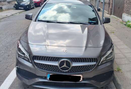 Mercedes-Benz White art édition