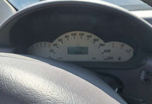 Mercedes-Benz A 190 Avantgarde