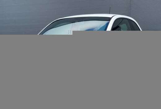 Fiat 1.0 Hybrid \'Club\' NEW/ Touchscr. / Carplay /St ...