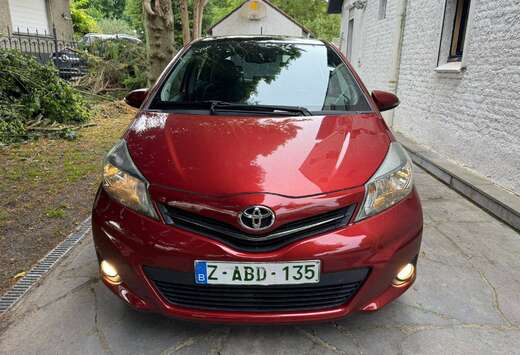 Toyota Yaris 1.3 AIRCO-PANORAMIC-GPS- GARANTIE 12M